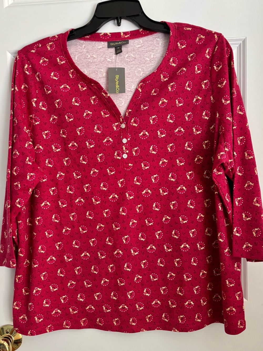 Style & Co. Pink-Red Floral Henley 3/4 Sleeve Top - Picture 2 of 6
